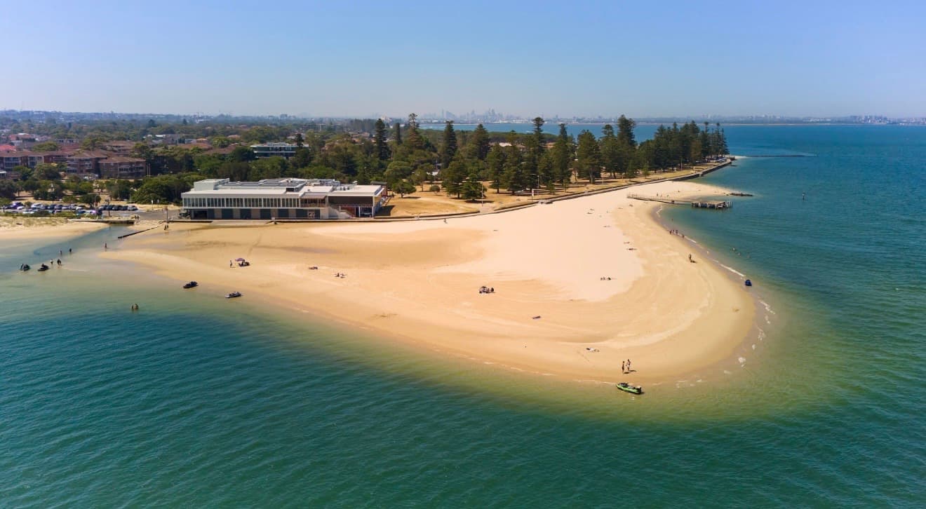 Georges River Sailing Club, interior styling by Halè + Co Interiors (image 17)